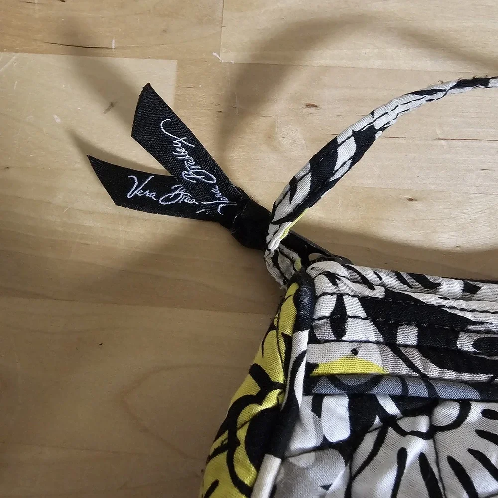 Vera Bradley Retired Baroque Frannie Style Crossbody Purse Shoulder Bag‎